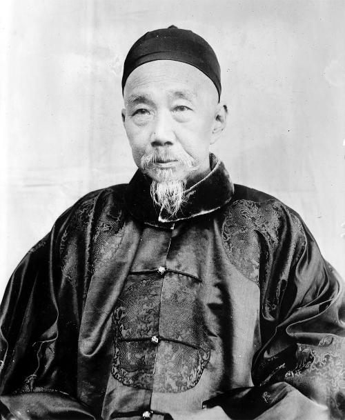 曾国藩、左宗棠、李鸿章、张之洞，晚清四大名臣中谁的地位最高？