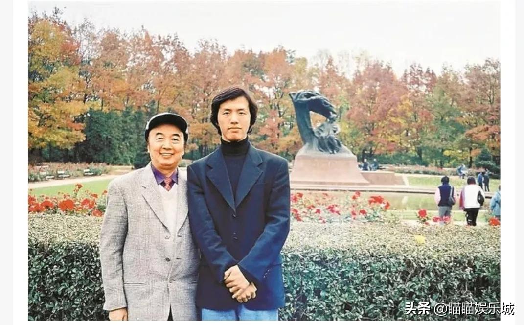 李云迪观众心中的“白月光”，恩师深夜回应：很痛心，很意外