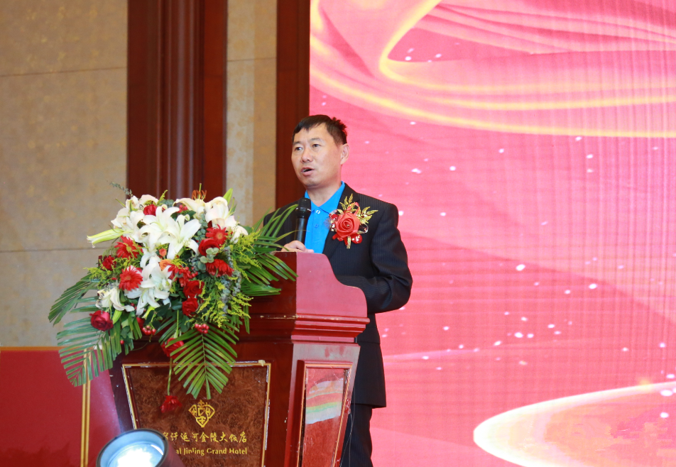 磨砺·蝶变·升华——八维集团冬季精英誓师大会圆满闭幕