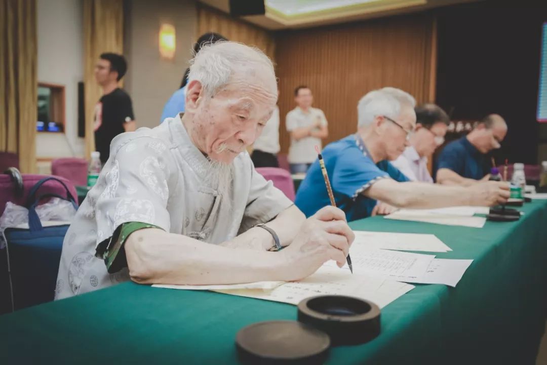陕西师范大学毛笔书写：传统毛笔开笔技法与书写要领
