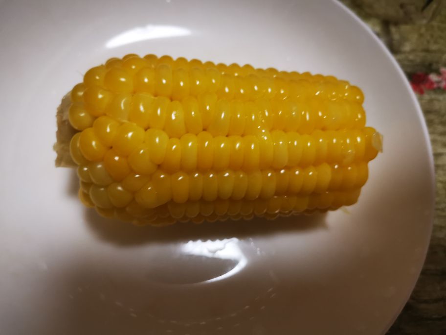 玉米在冰箱里，冷冻两个多月之后，看看什么样？