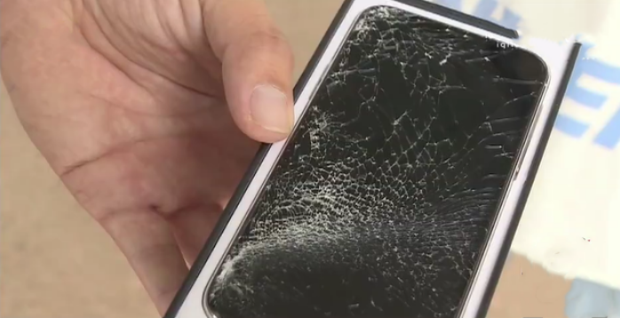 花570元给手机买了保险,手机坏了却不能免费维修