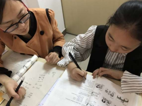 补课班被叫停后又有奇招，变成奶茶店重新开张，家长愉快买单