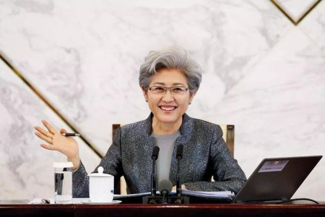 珍贵录音！北外50年代英语课文朗读，字正腔圆有年代感