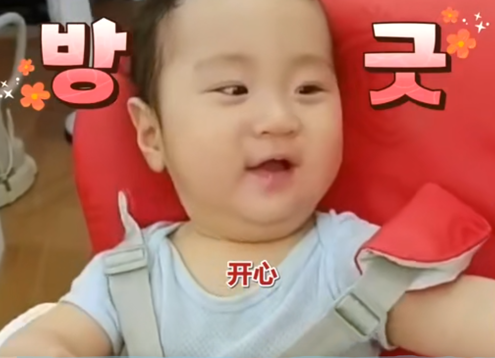 和4岁的儿子亲嘴两次，每天让他喝饮料，蔡琳成为妈妈合格吗？