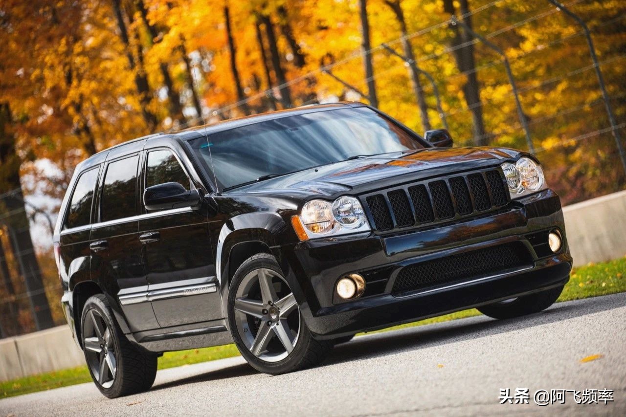 野蛮的超级suv 2007年jeep大切诺基srt8