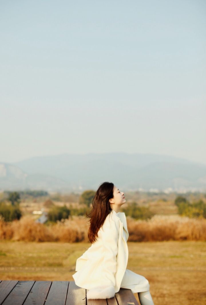 侧颜照的正确打开方式,这样拍,颜值不高的也能拍出美美侧颜照