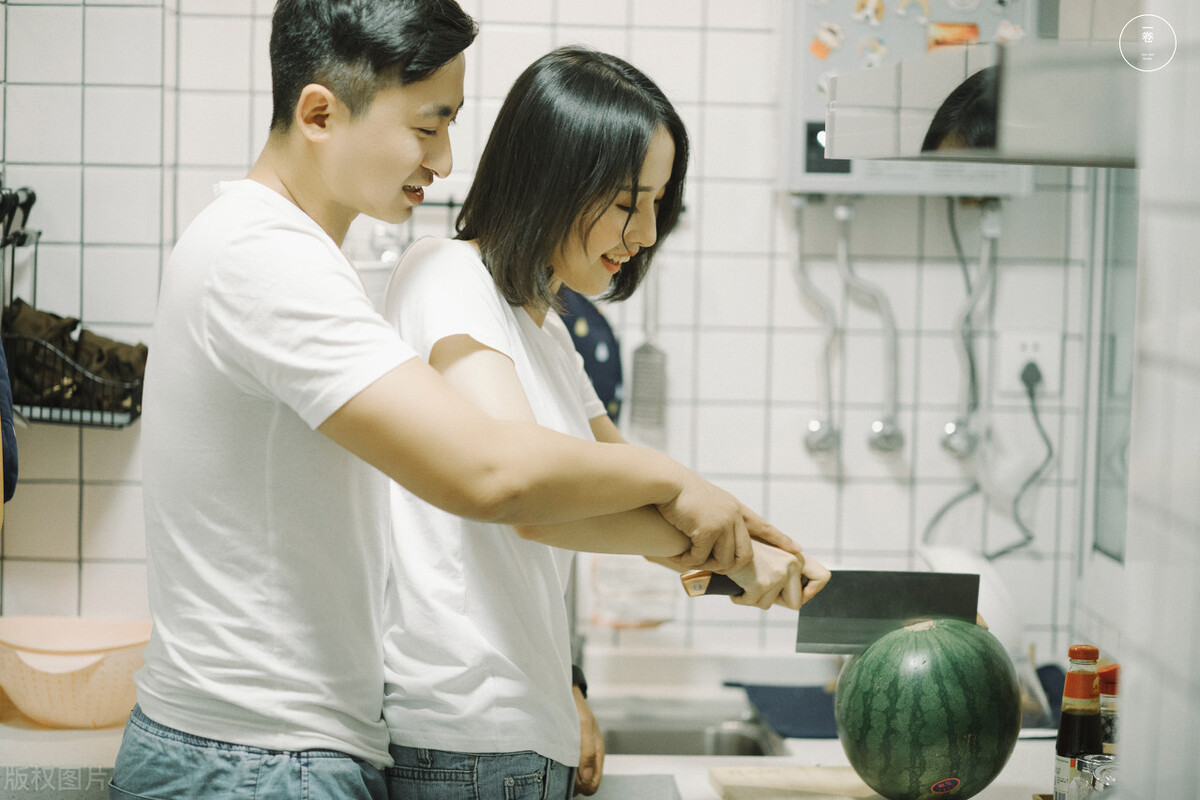 丈夫怒吼：你永远不懂我的痛苦，出轨是解脱！