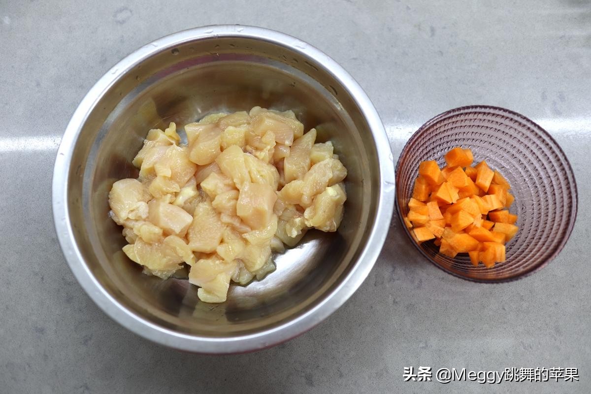 自制香肠一拌一蒸，低脂少盐，小孩吃身体壮，女人解馋不长肉