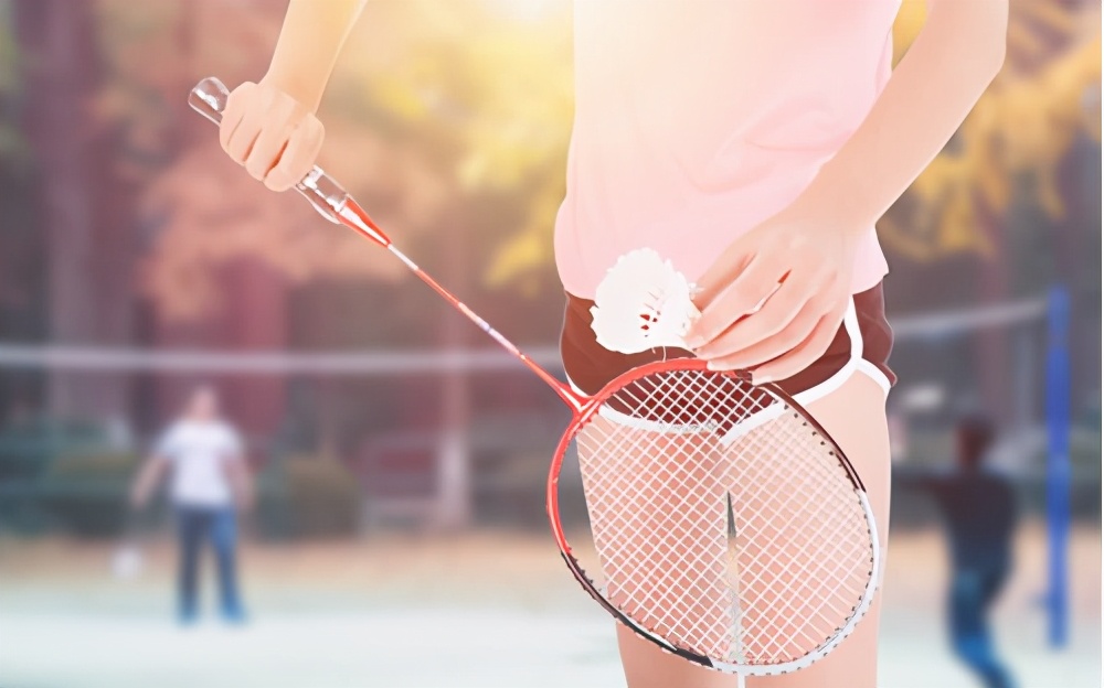 羽毛球单打规则边界图，羽毛球运动的好处和坏处？