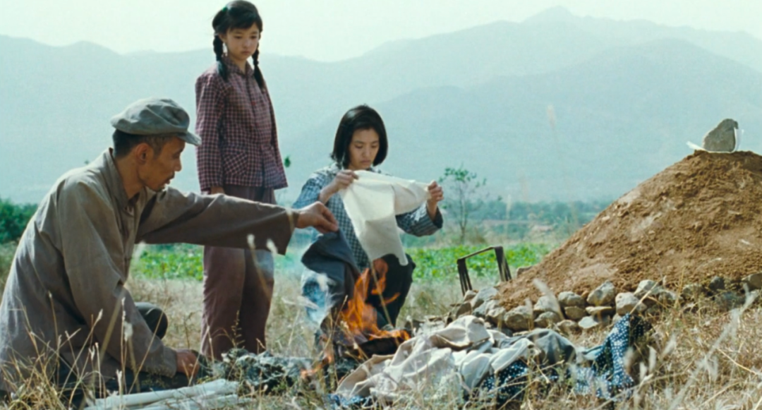 转眼来到60年代,全民参与"破四旧立四新".