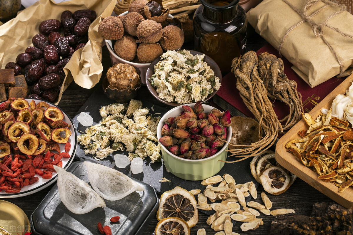 尿道有东西滴出弄得下面湿呼呼的？—当心前列腺炎