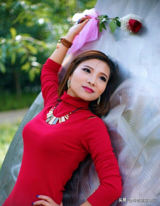 关于红颜知己的唯美诗句3