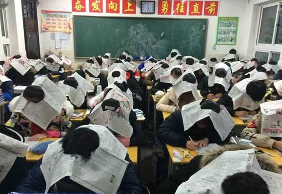 各国学校的防学生作弊手段，中国靠监考老师，看到泰国忍不住笑了