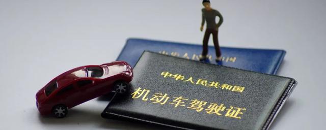 持有A2驾驶证，可以开多长的车辆