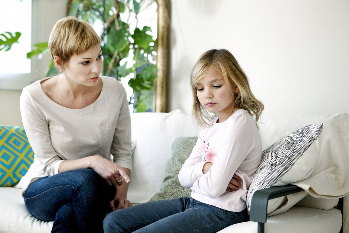 单亲家庭对孩子有哪些影响？父母离婚如何降低伤害