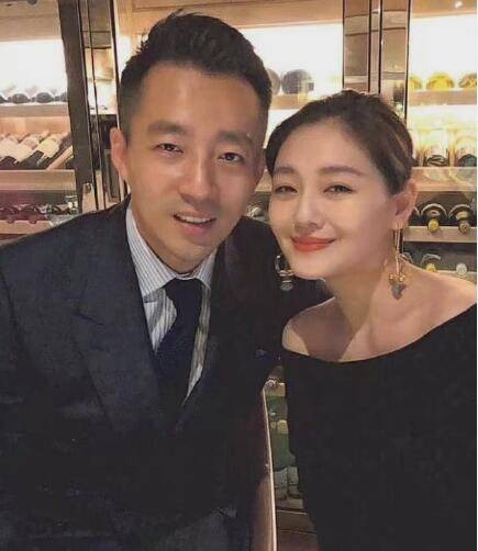 大S母亲否认女儿离婚！汪小菲回应表委屈，得知老婆感冒太担心