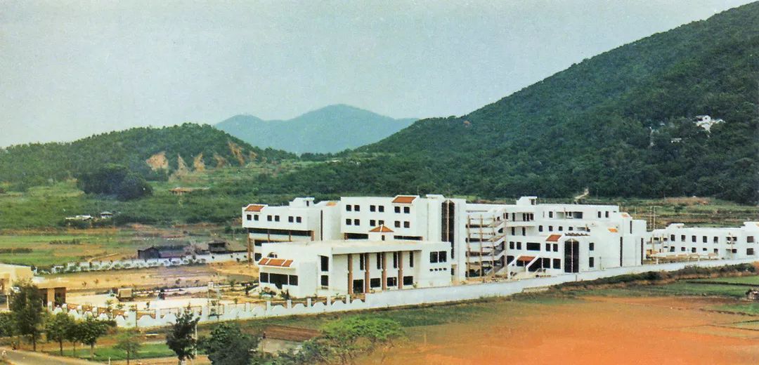 潮阳林百欣建校30周年，还记得母校的校训吗