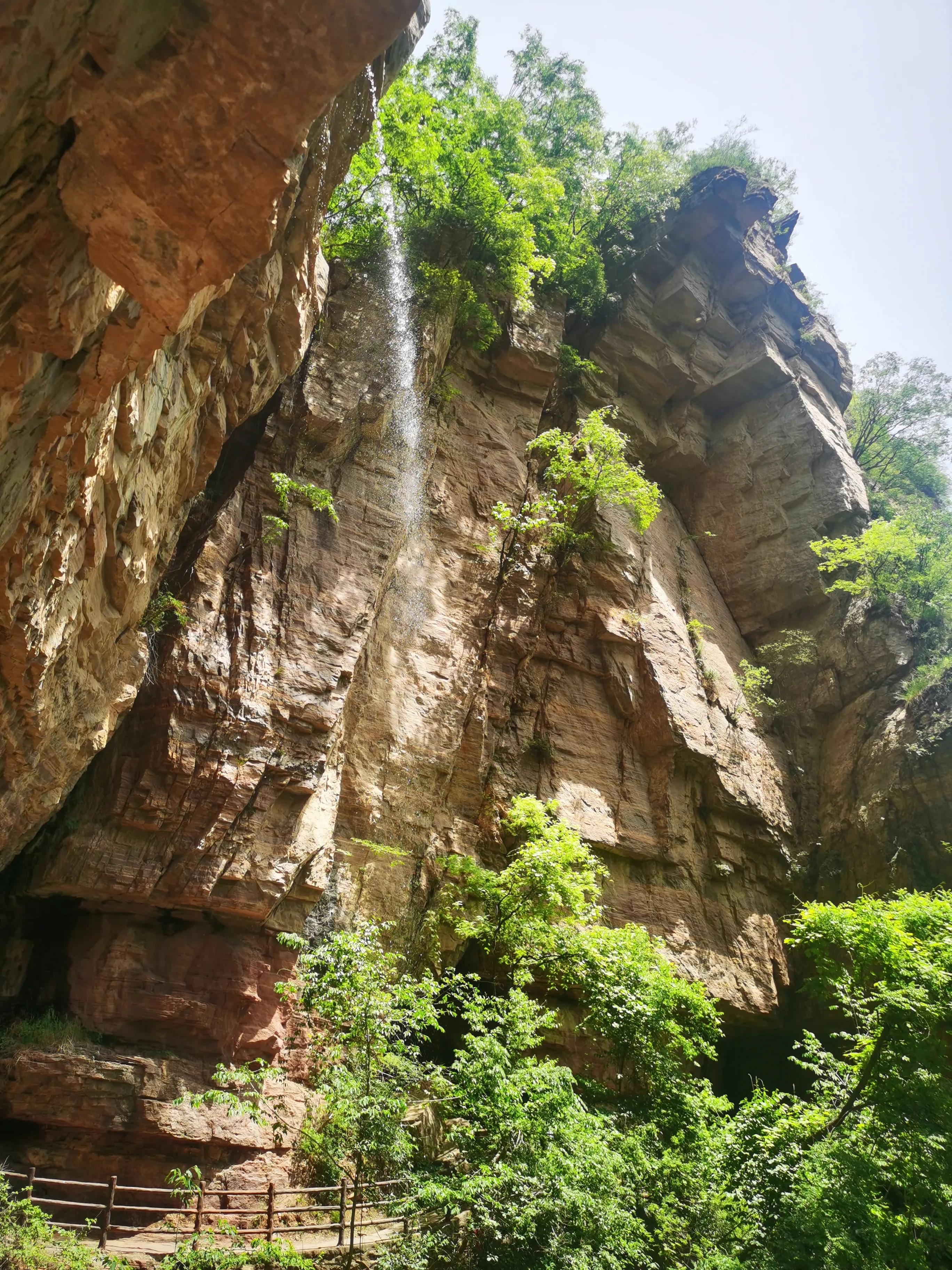 龍潭大峽谷在哪(洛陽龍潭大峽谷,古海奇峽地質畫廊,景色不輸紅石峽,卻