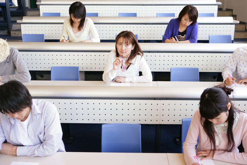 大学“生活费”等级表，看看你在什么等级，网友：贫穷限制了想象