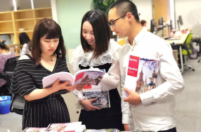 211名校硕士又如何，辛苦考上国家电网，最终还不是进退两难