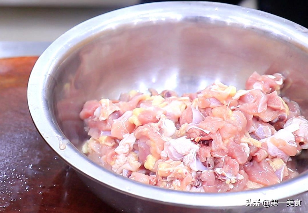黃燜雞飯,黃燜雞米飯的制作過程