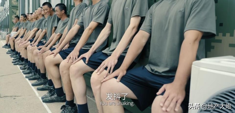 中国当兵的大学生，都是这样度过第一次