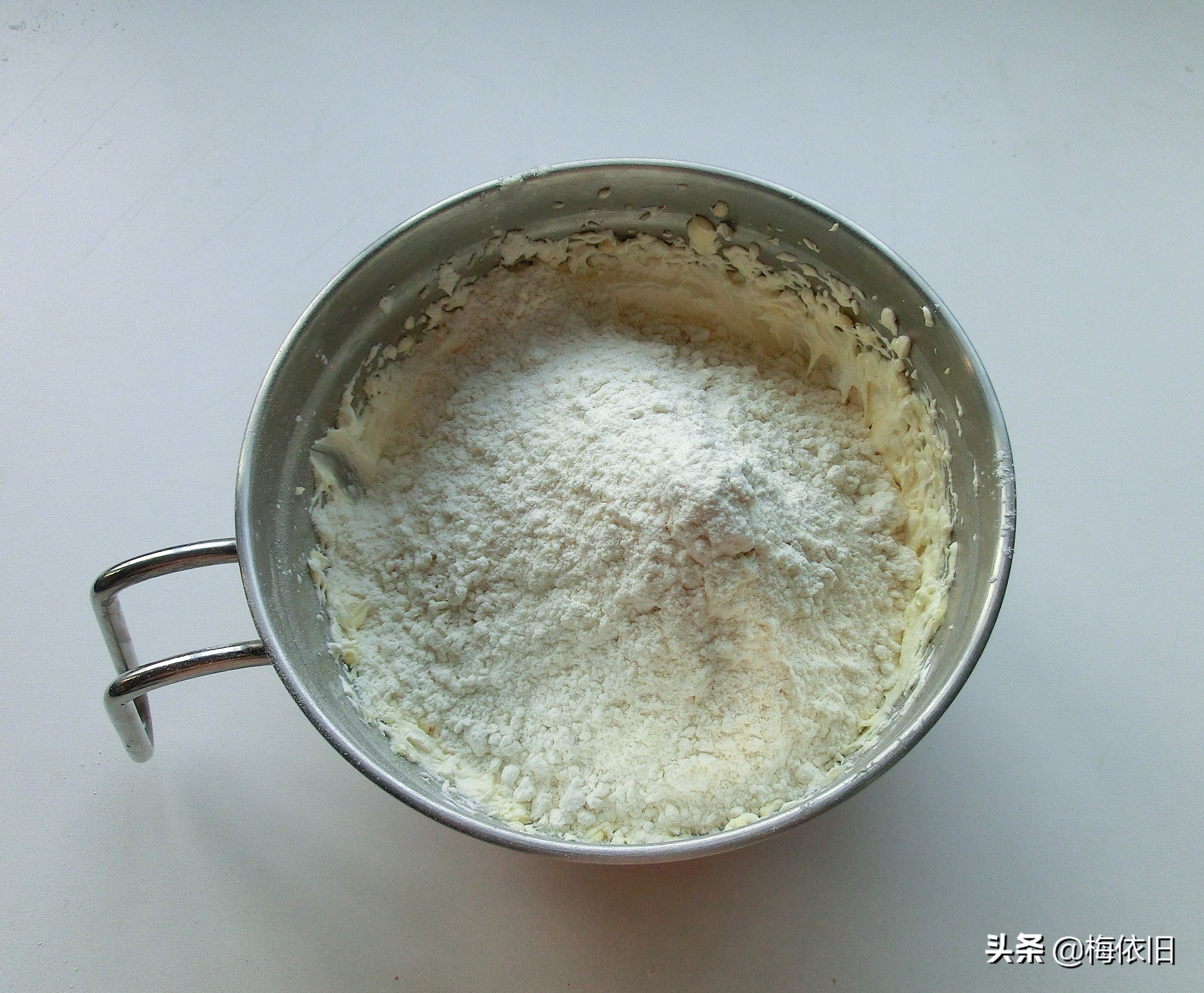 曲奇饼干的做法视频,曲奇饼干的做法视频教程