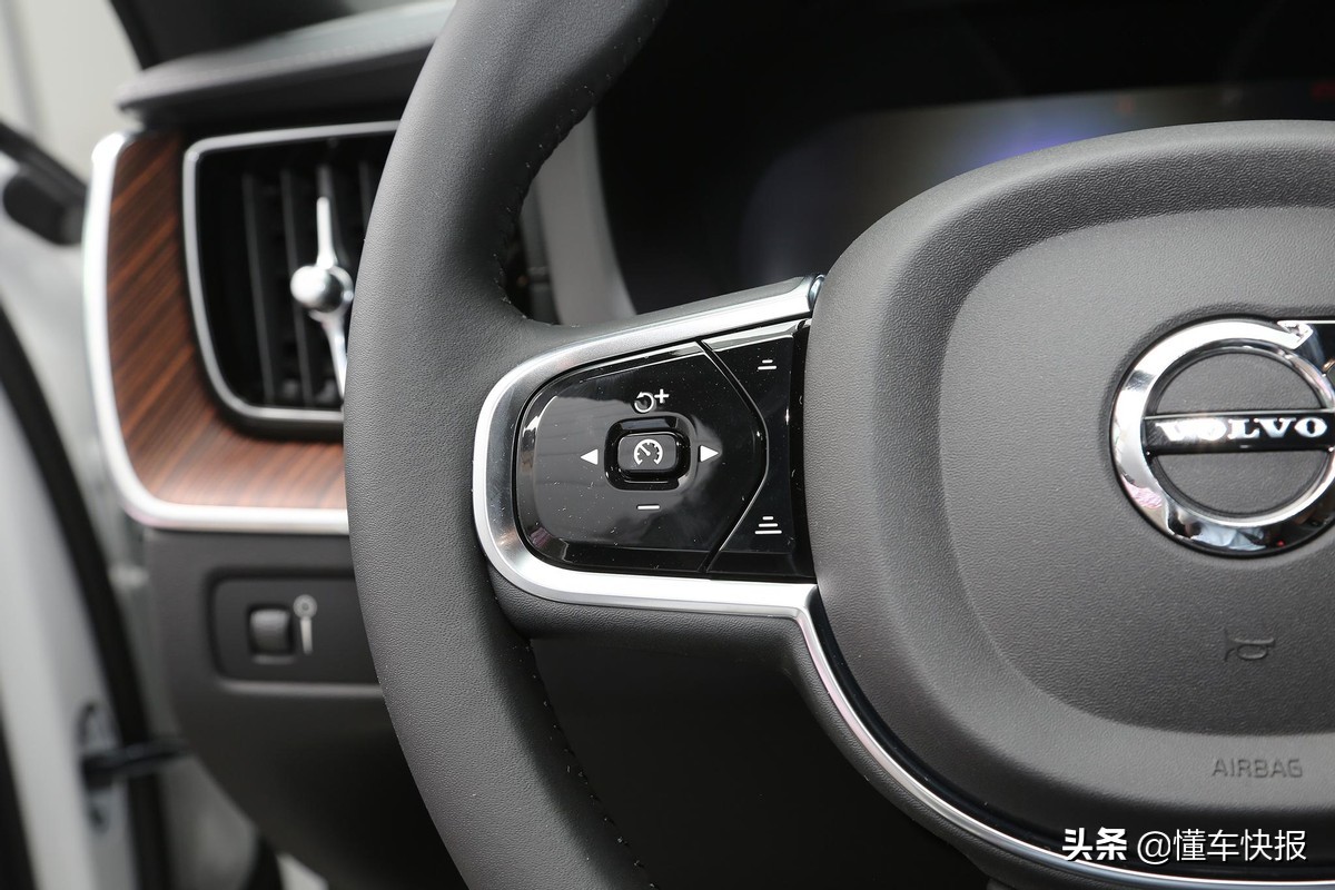 短兵相接，各有所长：凯迪拉克XT5、沃尔沃XC60如何选