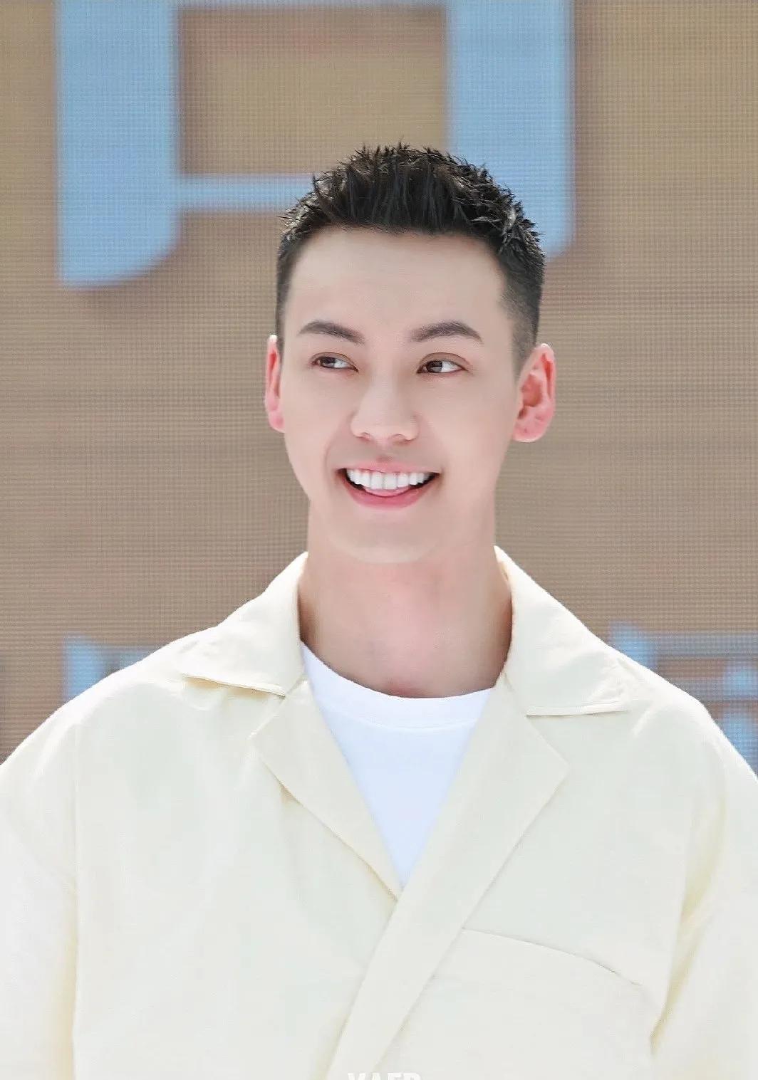 哪个男明星的寸头造型更惊艳?任嘉伦阳光,朱一龙太野了吧