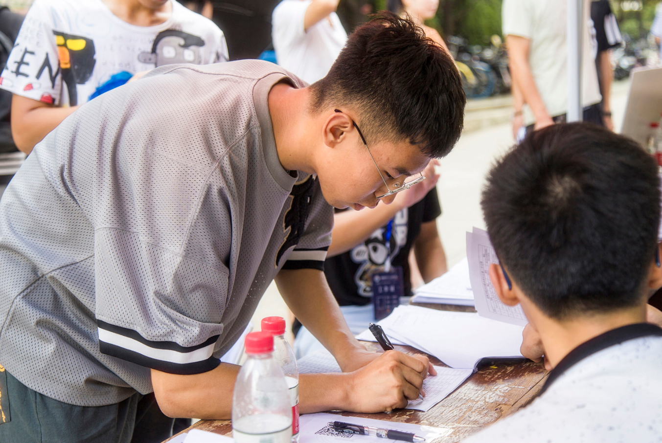 批次线、调档线和实录线，傻傻分不清楚？考过这条线才能确定录取