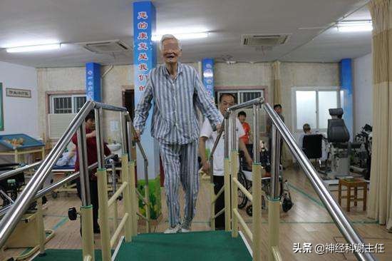 脑梗1年内是恢复黄金期，坚持这么做的人都康复了