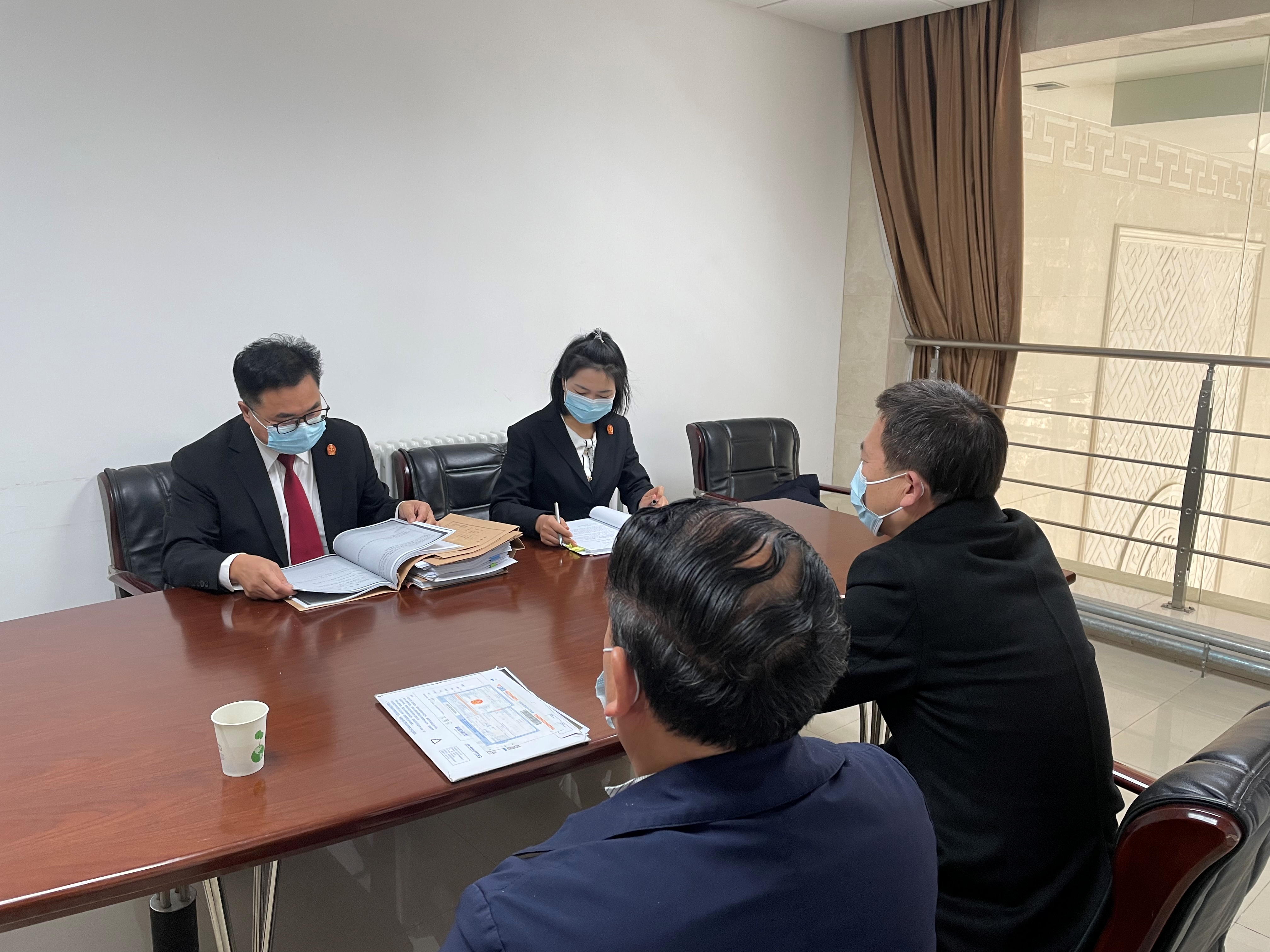 安康铁路法院法官2小时化解5年劳务欠款纠纷案件