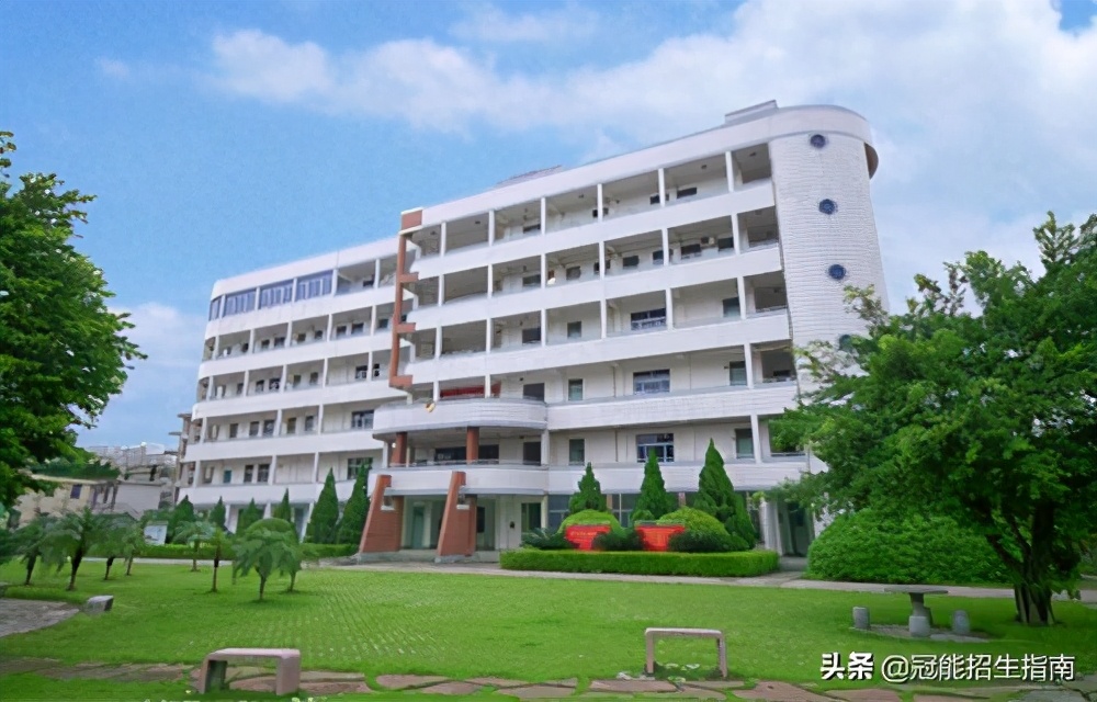 成都有哪些公办卫生学校-哪些卫校管理比较好？