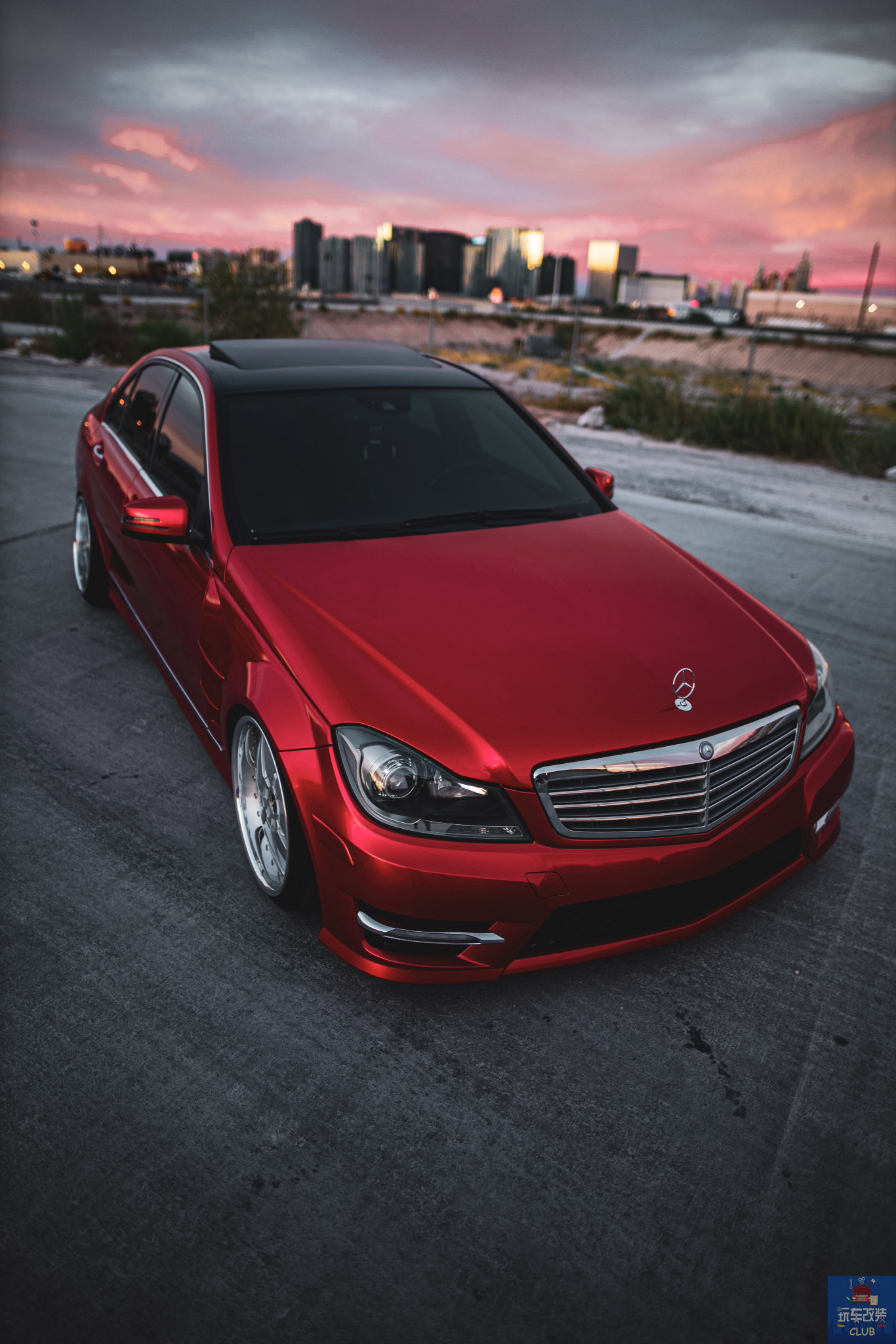 打造"vip风格"的奔驰c250,拥有无限的改装潜力!