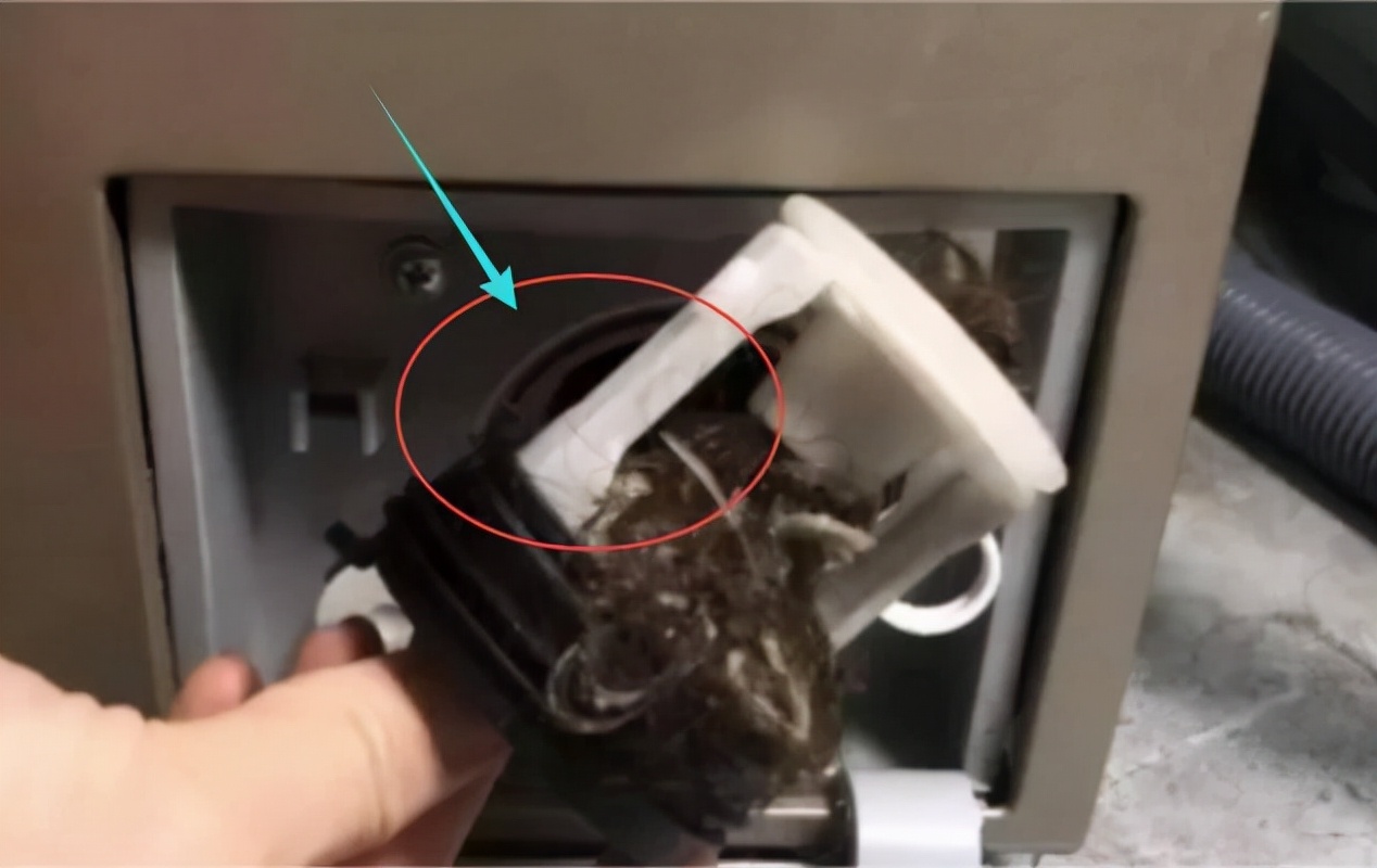 洗衣机太脏也会影响健康，和阿姨学会清理方法，操作简单还实用