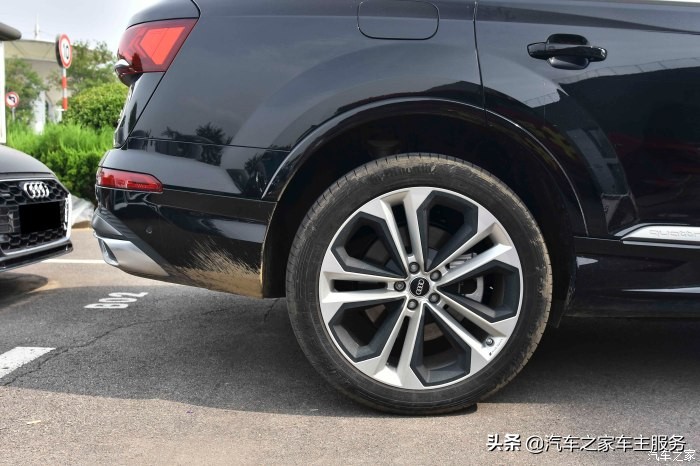 我觉得奥迪Q7才是终极SUV，你同意吗？