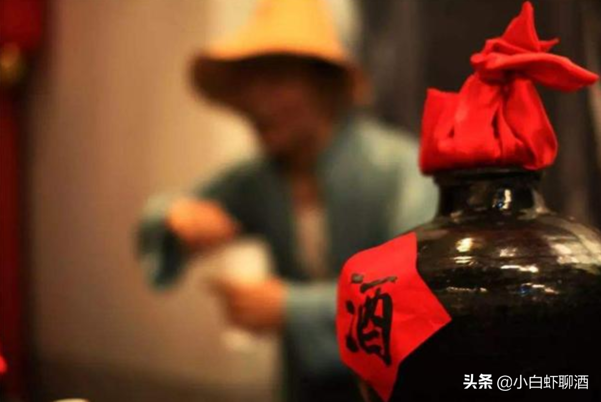 安徽老八大名酒古井贡，借剑南春“创意”崛起，如今口碑疯狂下跌