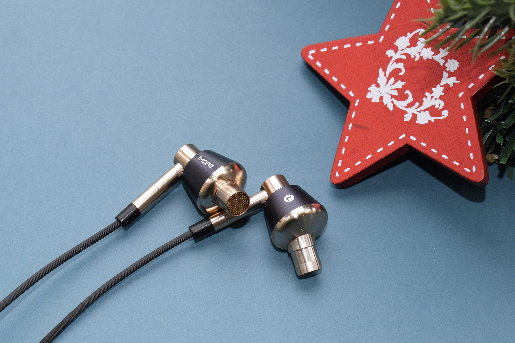 无线搭配 自由聆听——1more蓝牙接收器&三单元耳机体验