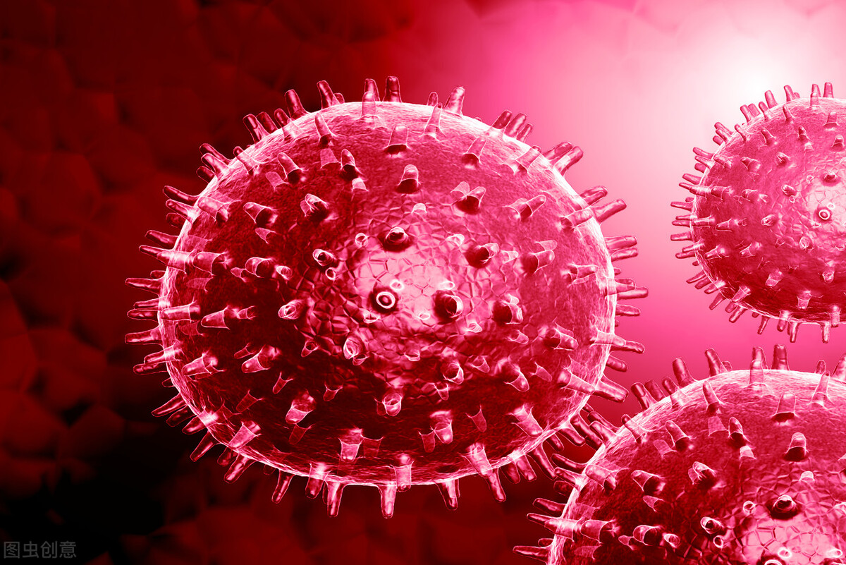 女人小便有2异常，子宫已撑到“极点”，别拖到宫颈癌“找上门”