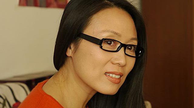 "黄梅歌王"吴琼,怀有身孕却草率放弃,半悔半恨度余生