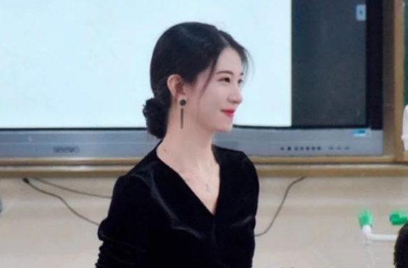 小学“教师编”或不再吃香，未来这类教师可能会逆袭，成为香饽饽