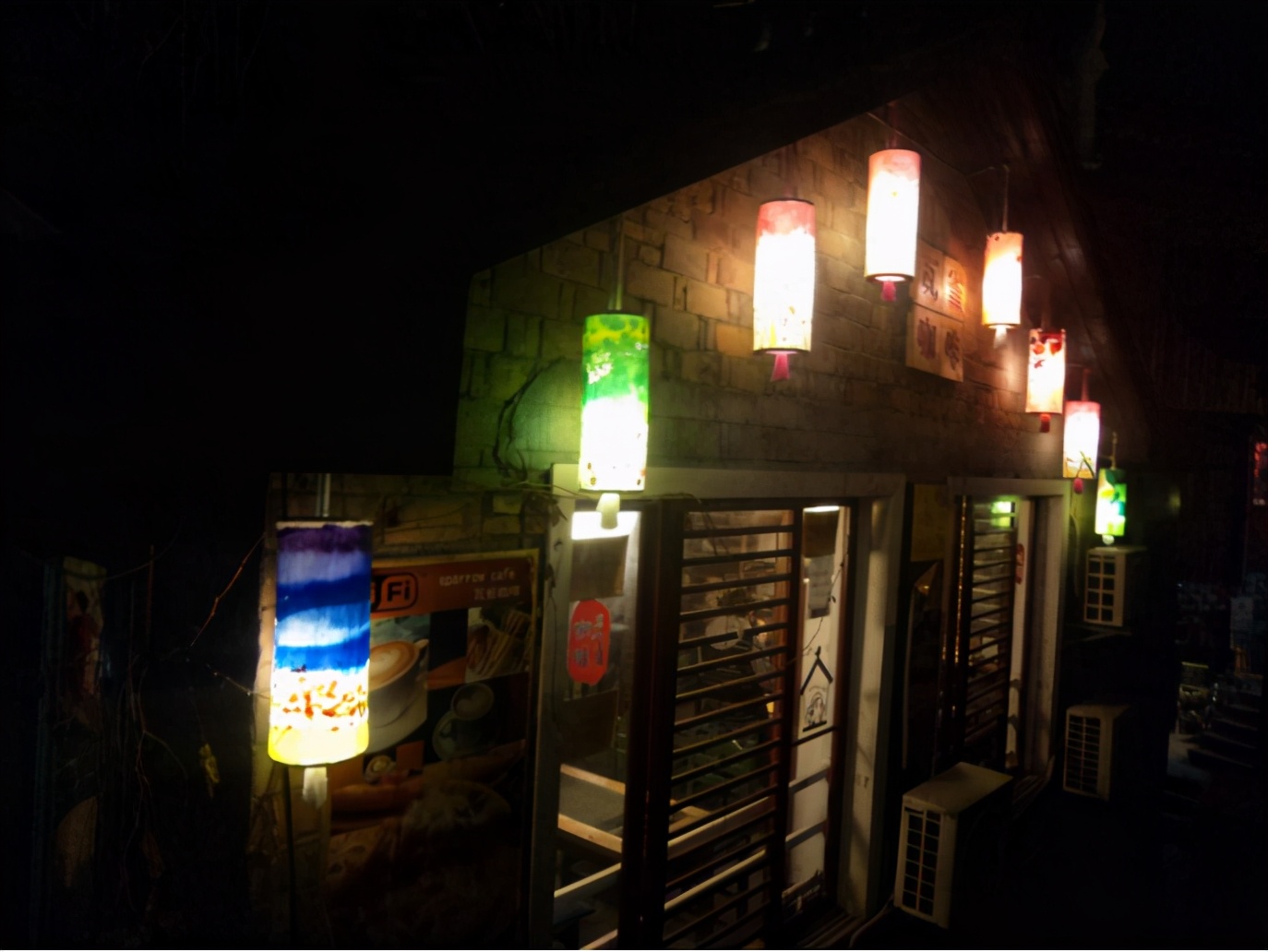 开发商的罪恶：把湘西古镇装扮得怡红快绿，沈从文：我不该写边城