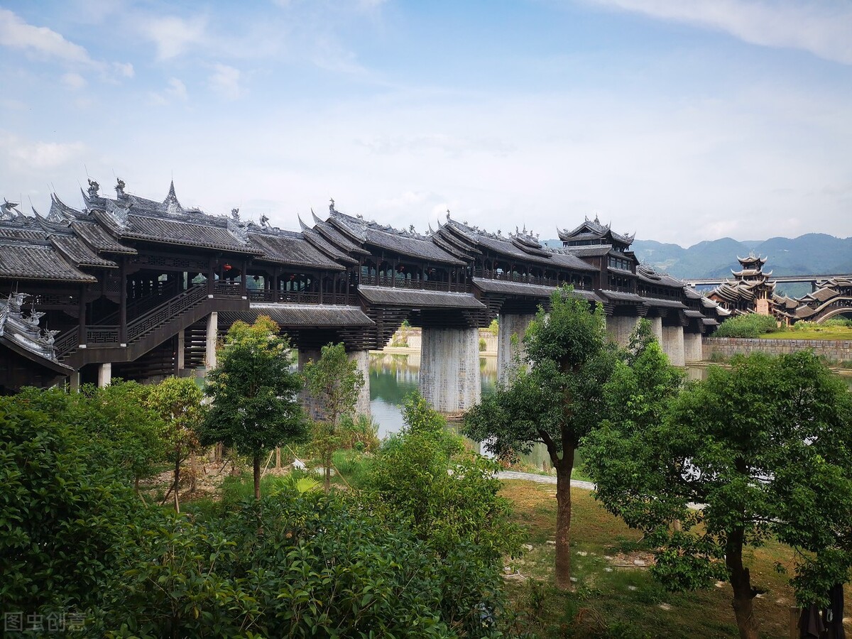 国内十大唯美古镇，各有风情，你最喜欢哪种风格的？