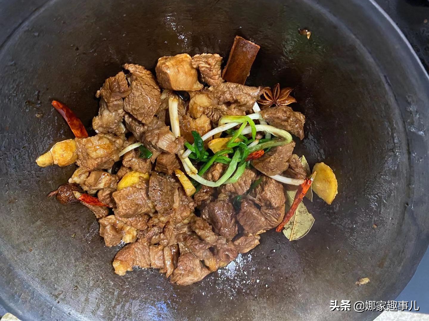 学做红烧牛肉教程（教你做下饭神器红烧牛肉）