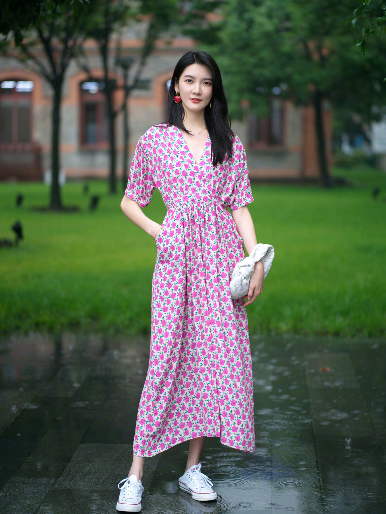 "连衣裙 鞋子"怎么搭才高级?这些穿搭建议,学会了气质又好看