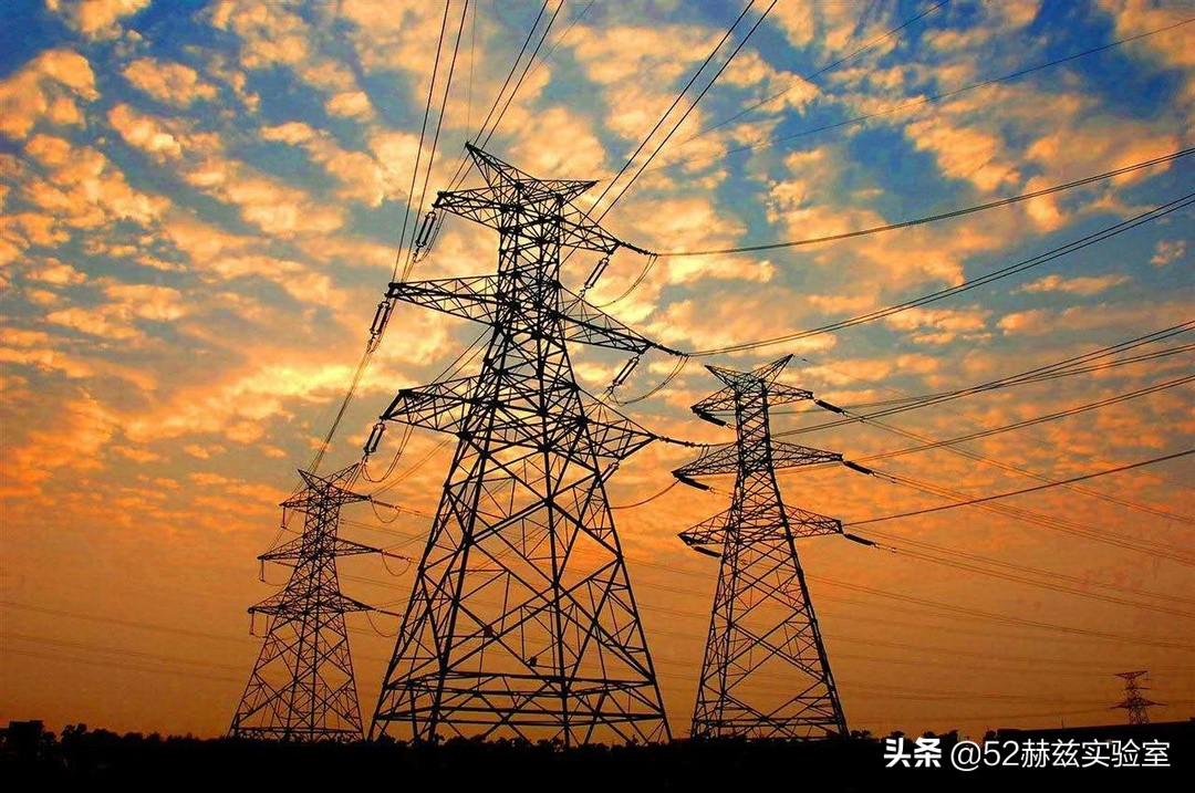 长度2.6公里载重2万吨，国产万吨运煤重载列车，这就是中国速度