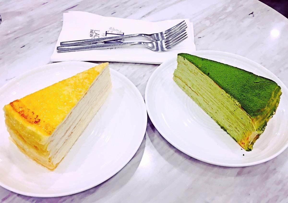 网红店60多一小片的千层蛋糕，有不粘锅和一个爱动的小朋友就能做