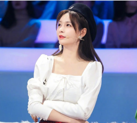 深扒！15年前一起合租，曾4次公开表白吴昕！确定海涛不爱梦辰