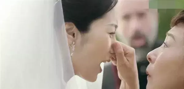 好笑吗?智能锁广告涉嫌侮辱拆弹战士,还强称创意……